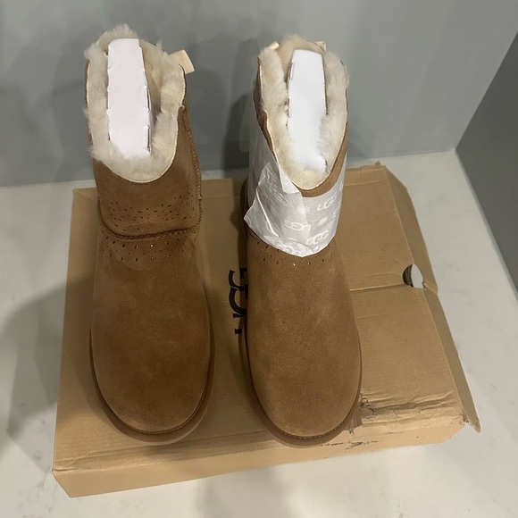 UGG Dae Sunshine Perf Size 11 - Picture 10 of 12